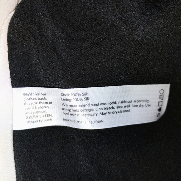 Eileen Fisher Silk Asymmetrical Hem Sleeveless Blouse Top Black White - Picture 7 of 7